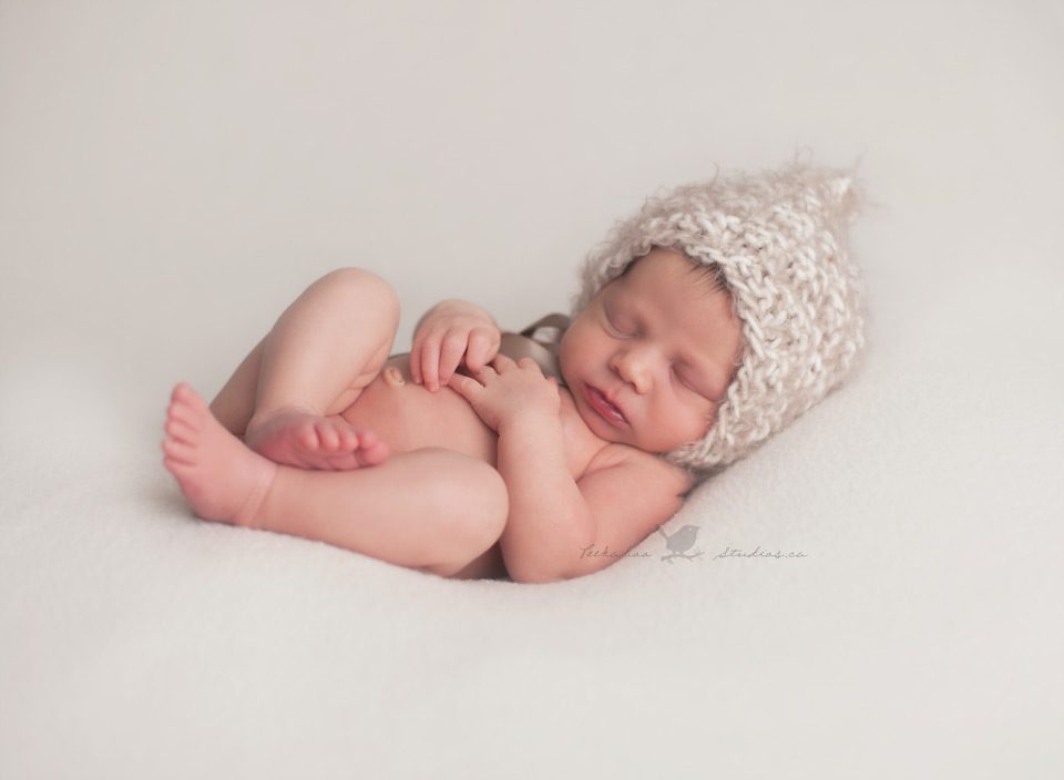 Toronto Baby Photographer www.peekaboostudios.ca